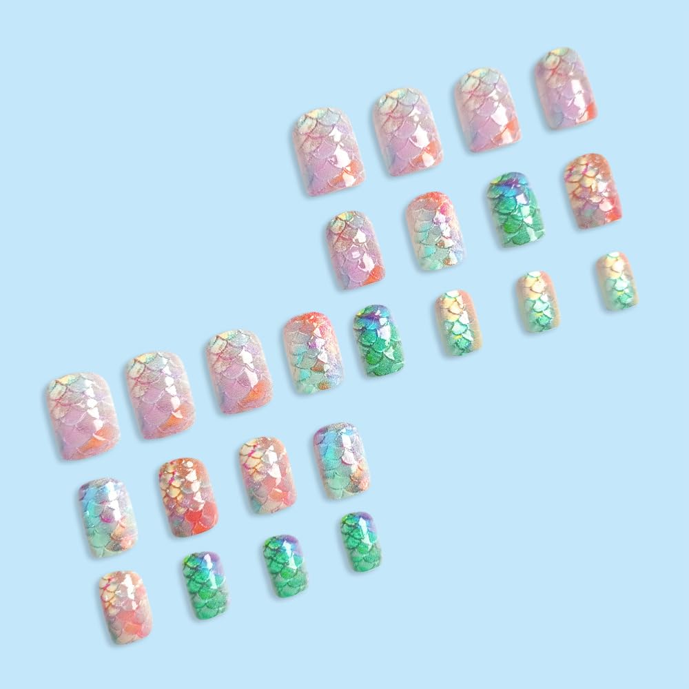 Summer Press on Nails Short Square Fake Nails Ocean Colorful Chrome False Nails Gradient Acrylic Nails Glossy Fish Scales Full Cover Glue on Nails for Women Manicure 24Pcs