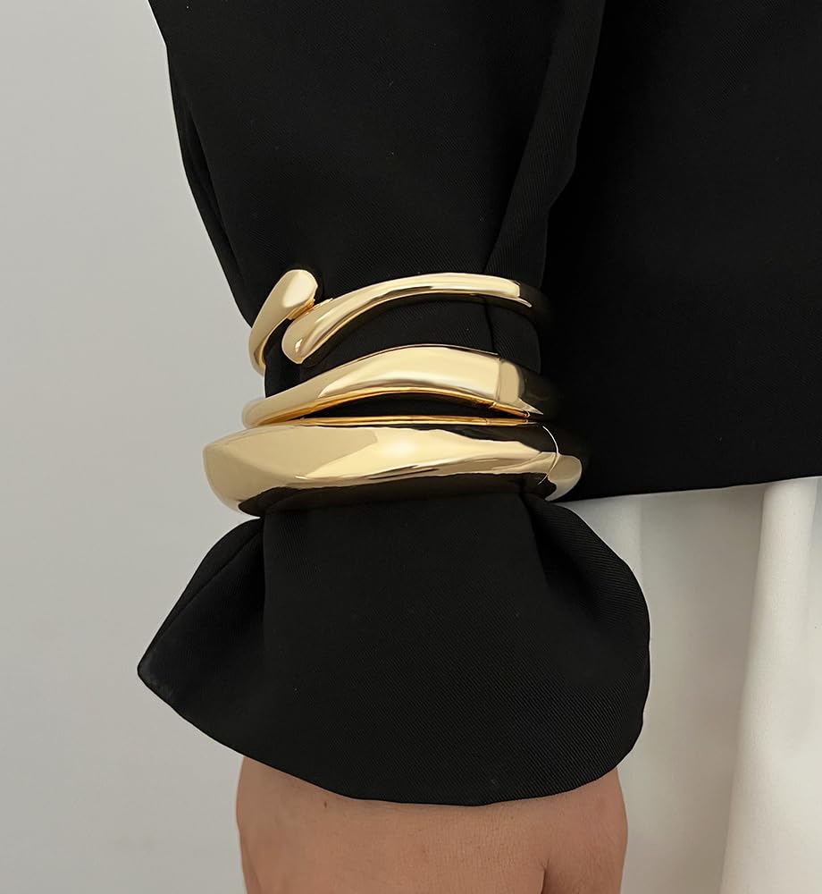 Chunky Gold Bangle Bracelets for Women, Dainty 14k Gold Plated Big Stackable Bangles Set, Trendy Statement Cuff Bracelet Stack Fashion Jewelry Gifts (Gold)