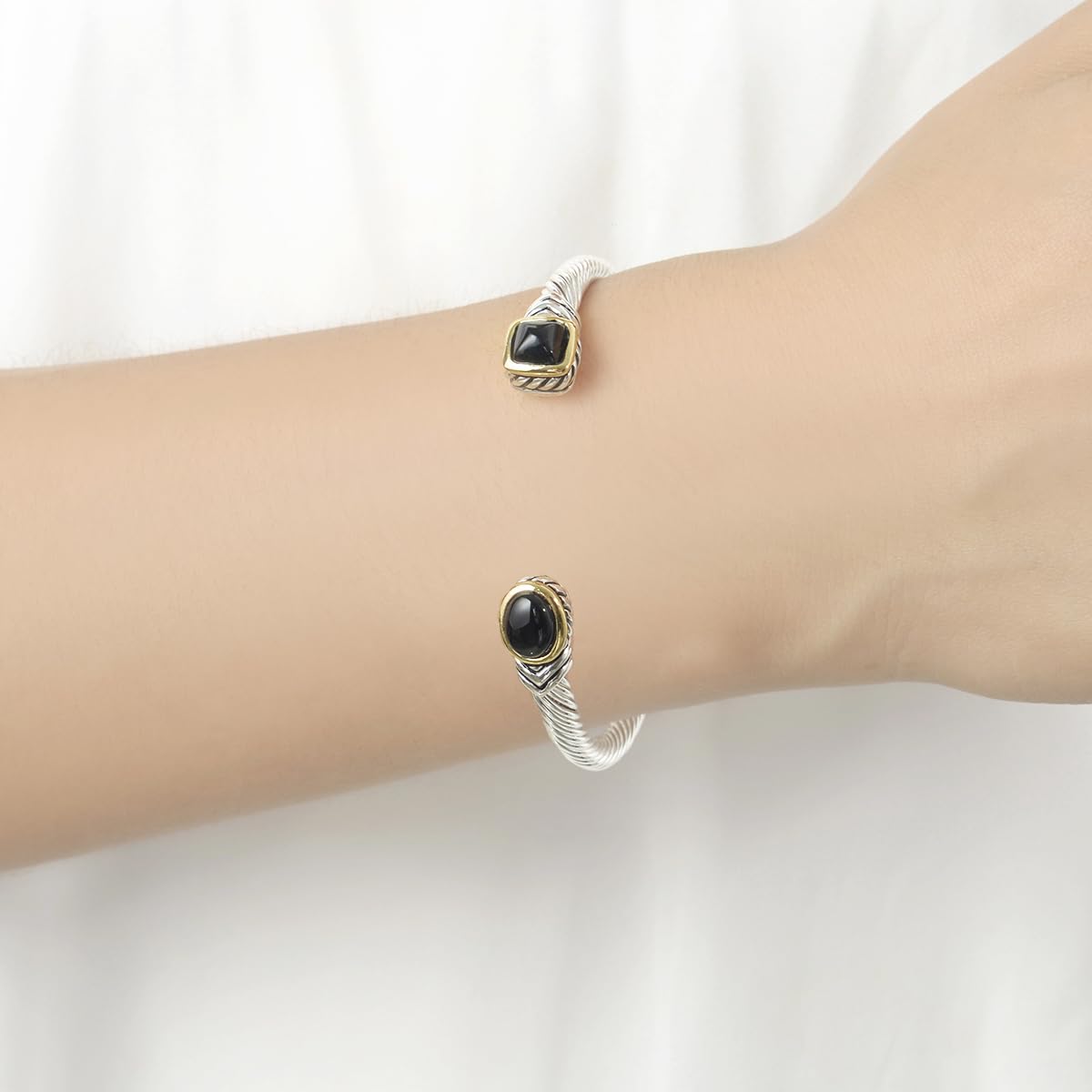 UNY Jewel Bracelet Designer Brand Inspired Women Jewelry 4.5mm Thin Twisted Cable Wire Bangle Gem Stone Christmas Day Gift (Black Onyx)