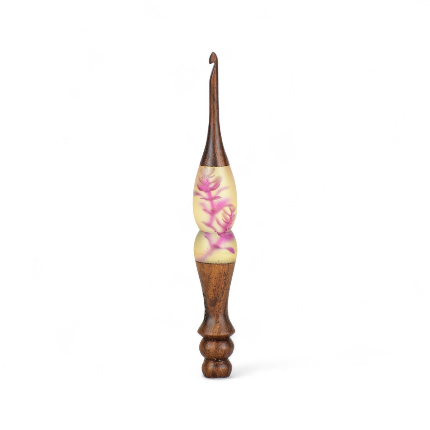 Resin Floral Crochet Hook Set – Ergonomic Wooden Handle with Handcrafted Flower Design, Comfortable Grip Crochet Needles for Knitting & DIY Craft Projects (Brown, 5 mm)