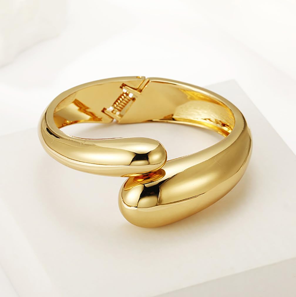 MTINEAPS Gold Bangle Bracelets for Women Teens Trendy Chunky Adjustable Twist Cuff Bracelet Jewelry Gifts (Chunky Gold)