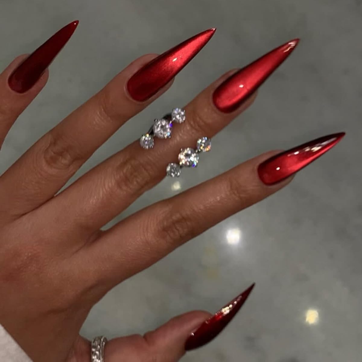Red Press on Nails Long Stiletto Fake Nails Red Cat Eye False Nails with Design Glitter Glue on Nails Full Cover Stick on Nail Shiny Artificial Acrylic Nail for Women Manicure 24Pcs