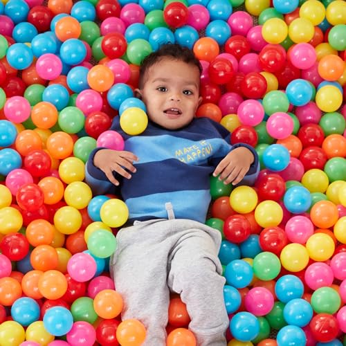Amazon Basics BPA Free Ball Pit Balls with Storage Bag, Crush-Proof Plastic for Toddlers Kids 12+ Months Play, Phthalate Free, 6 Bright Colors, Pack of 400