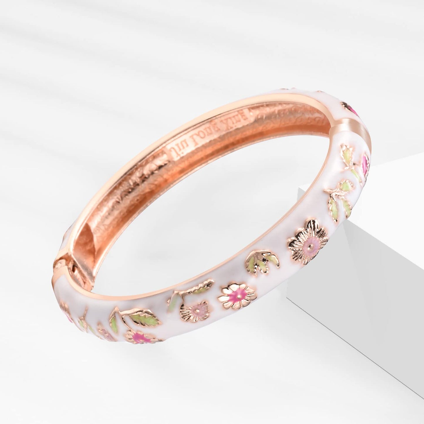 UJOY Colors Handcraft Jewelry Cloisonne Bracelet Enamel Bird Spring Hinged Womens Bangles Gifts Box 55C49-55A18 Cream and White