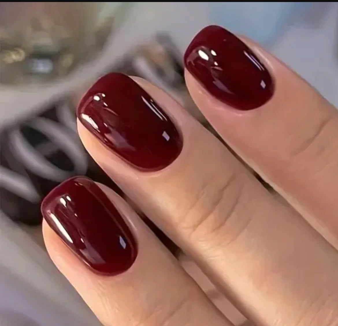 Curvlife Press on Nails Short, Acrylic Square Fake Nails with Wine red Design Full Cover False Christmas Nails Reusable Nail Kit with Nail Glue Adhesive Tabs Glue on Nails