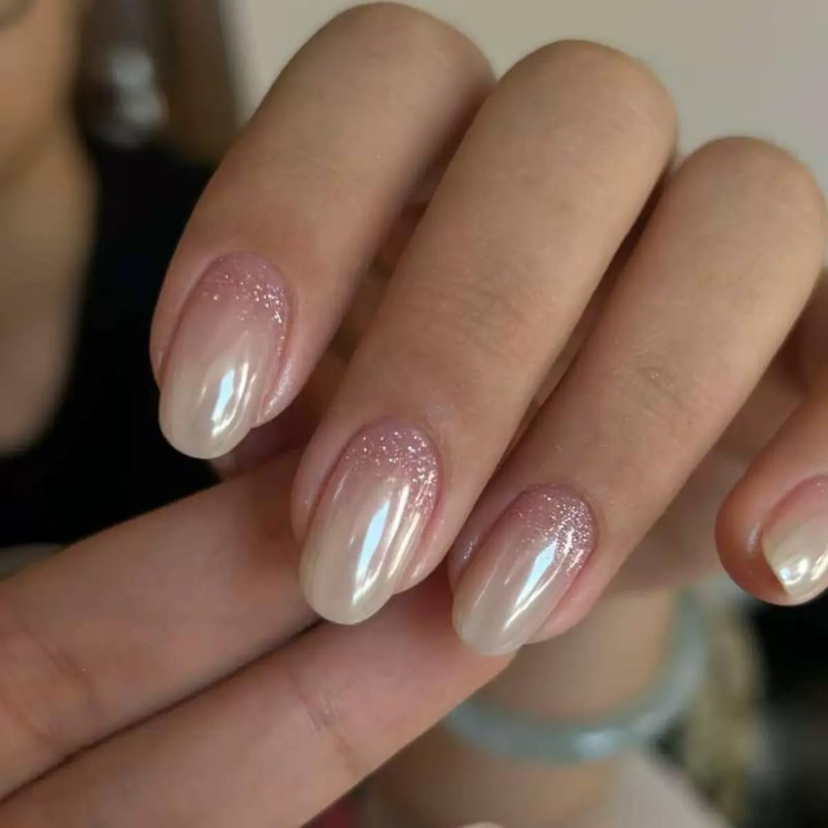 Short Press on Nails Almond - Pink Fake Nails with Ombre Chrome Design - Glitter Glossy Full Cover Stick on False Nails - for Women 24 Pcs