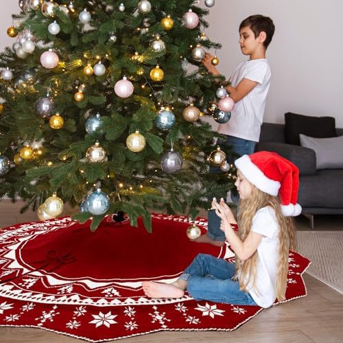 OurWarm Christmas Tree Skirt 60 Inch, Knit Red Tree Skirt with Poinsettia Pattern, Rustic Double-Sided Large Knitted Xmas Tree Skirt for Christmas Tree Indoor Holiday Party Christmas Decorations