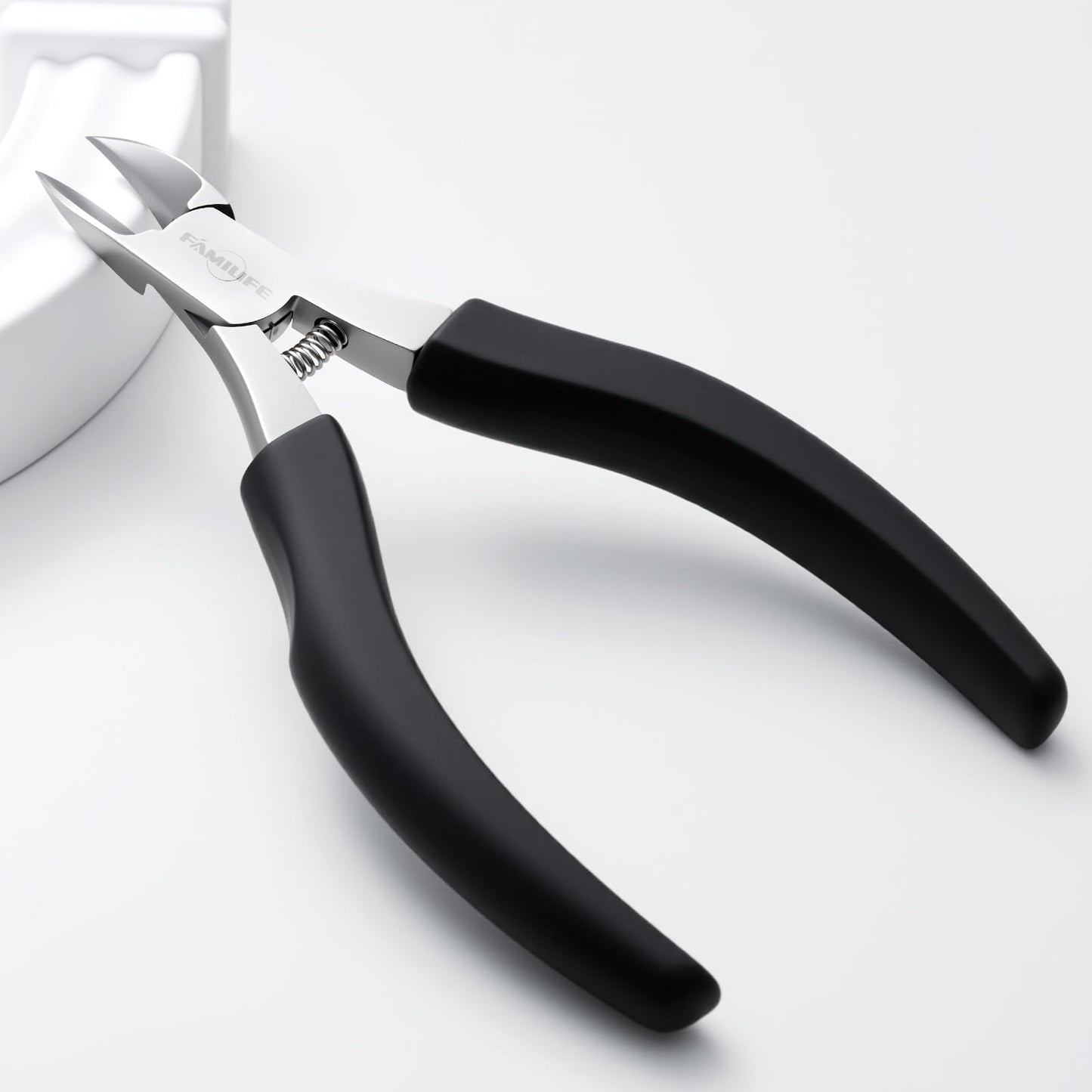 FAMILIFE Toe Nail Clippers for Thick Toenails, Professional Stainless Steel Ingrown Toenail Clippers, Sharp Durable Blades Pedicure Tools with Non-Slip Plastic Handle for Salon & Home Use