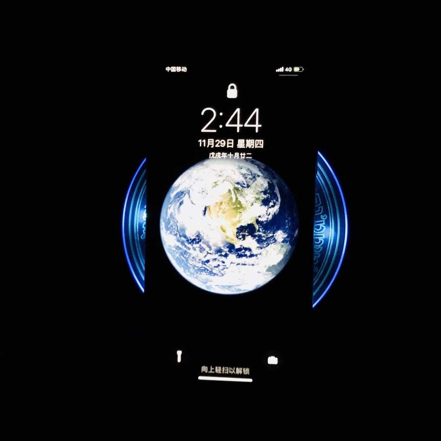 Omio Glowing Magic Array Wireless Charger Ultra Slim 10W Qi Wireless Fast Charger Charging Pad for iPhone 17 Pro Max/16/15/14/13/12 Pro Max/Galaxy Z Flip 7//Z Fold 7/ S24 Ultra/S23/S22 More Qi Devices