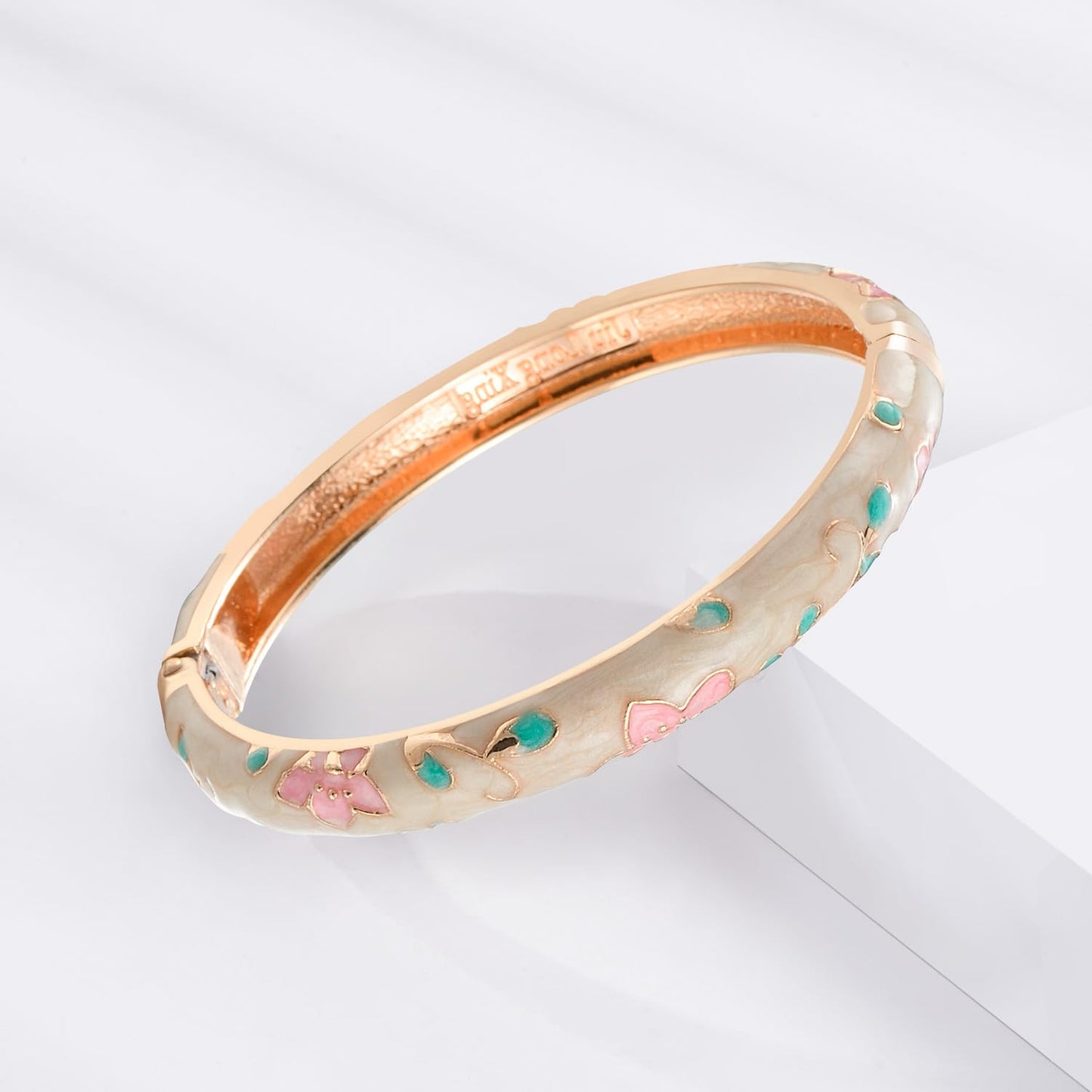UJOY Bracelets Multicolor Golden Floral Enamel Indian Jewelry Handmade Open Cuff Bangle for Women 55B20 Cream White