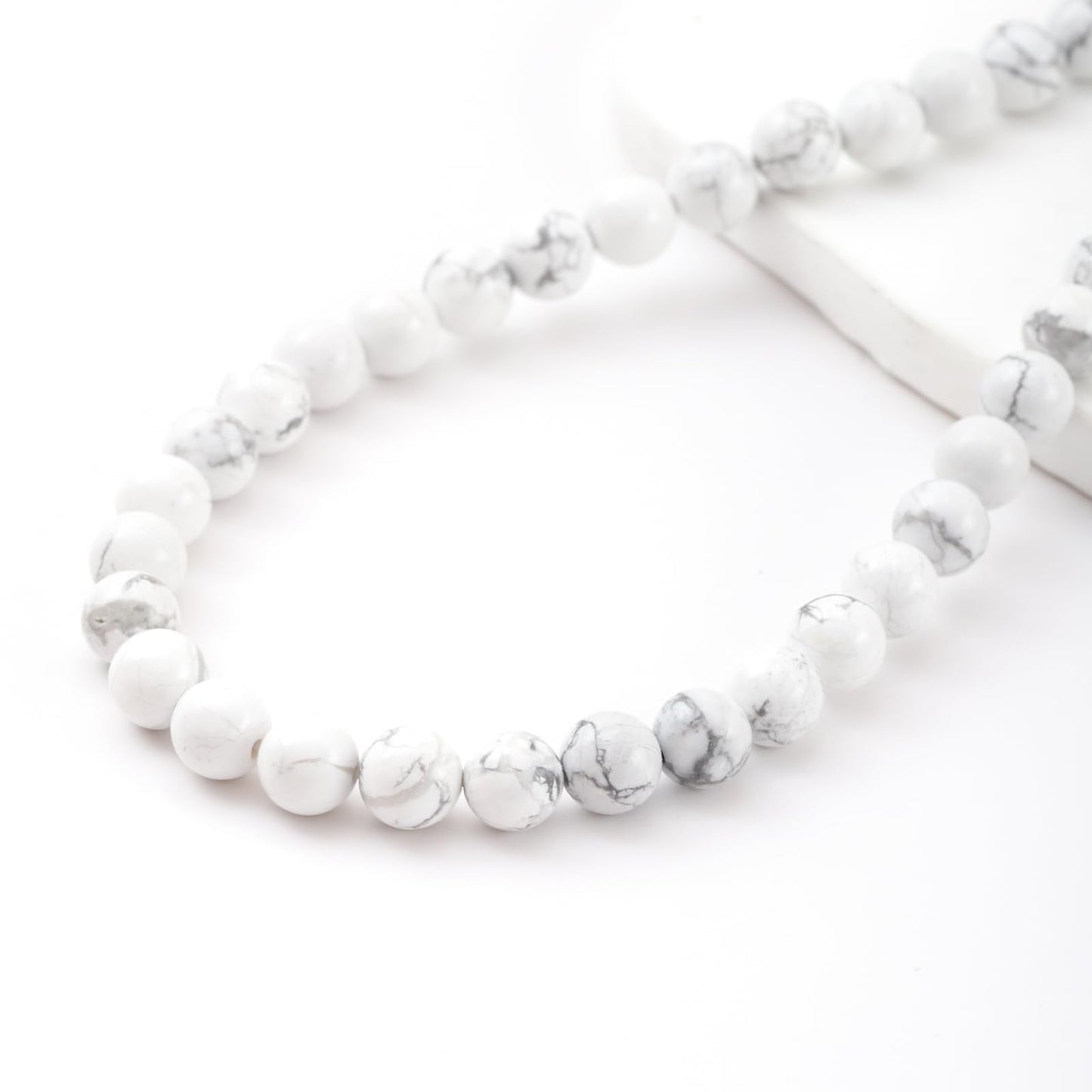 8mm 45pcs DIY Natural White Howlite Stone Beads Round Healing Crystal Gemstone Loose Beads for Jewelry Making Handmade Bracelet Necklace