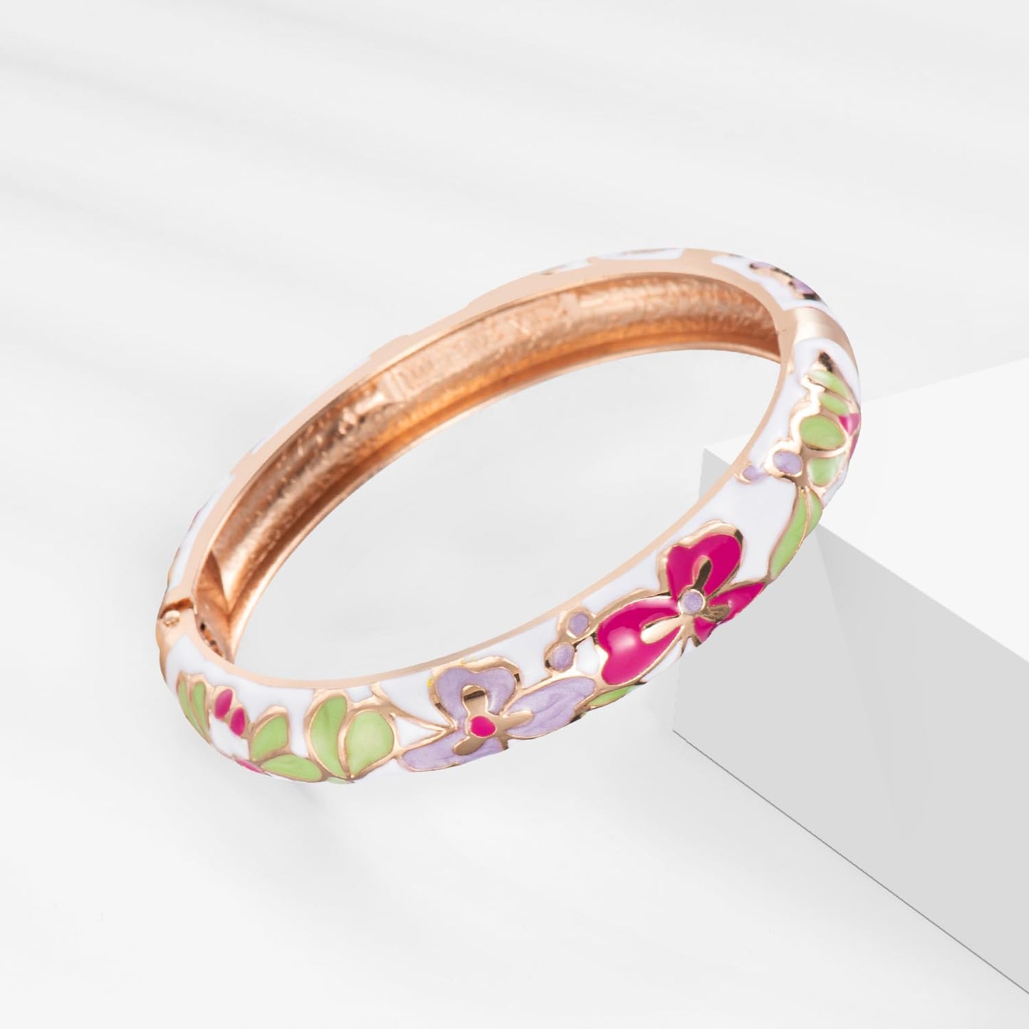 UJOY Bangles 5 Pcs Enamel Jewelry Set Rose Gold Flower Engraved Cloisonne Bracelets Pack in a Box 5PCS white