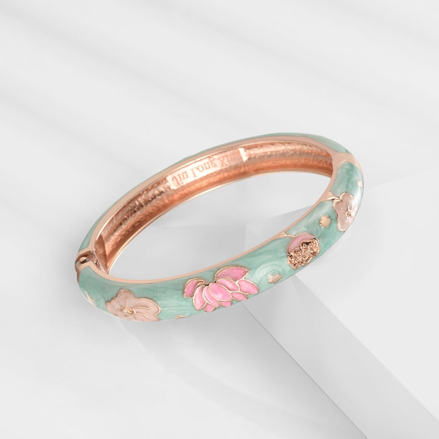 UJOY Vintage Cloisonne Bracelets Flower Enameled Jewelry Plated Cuff Bangle for Women Gift Box 55A35-55A113 Light Green