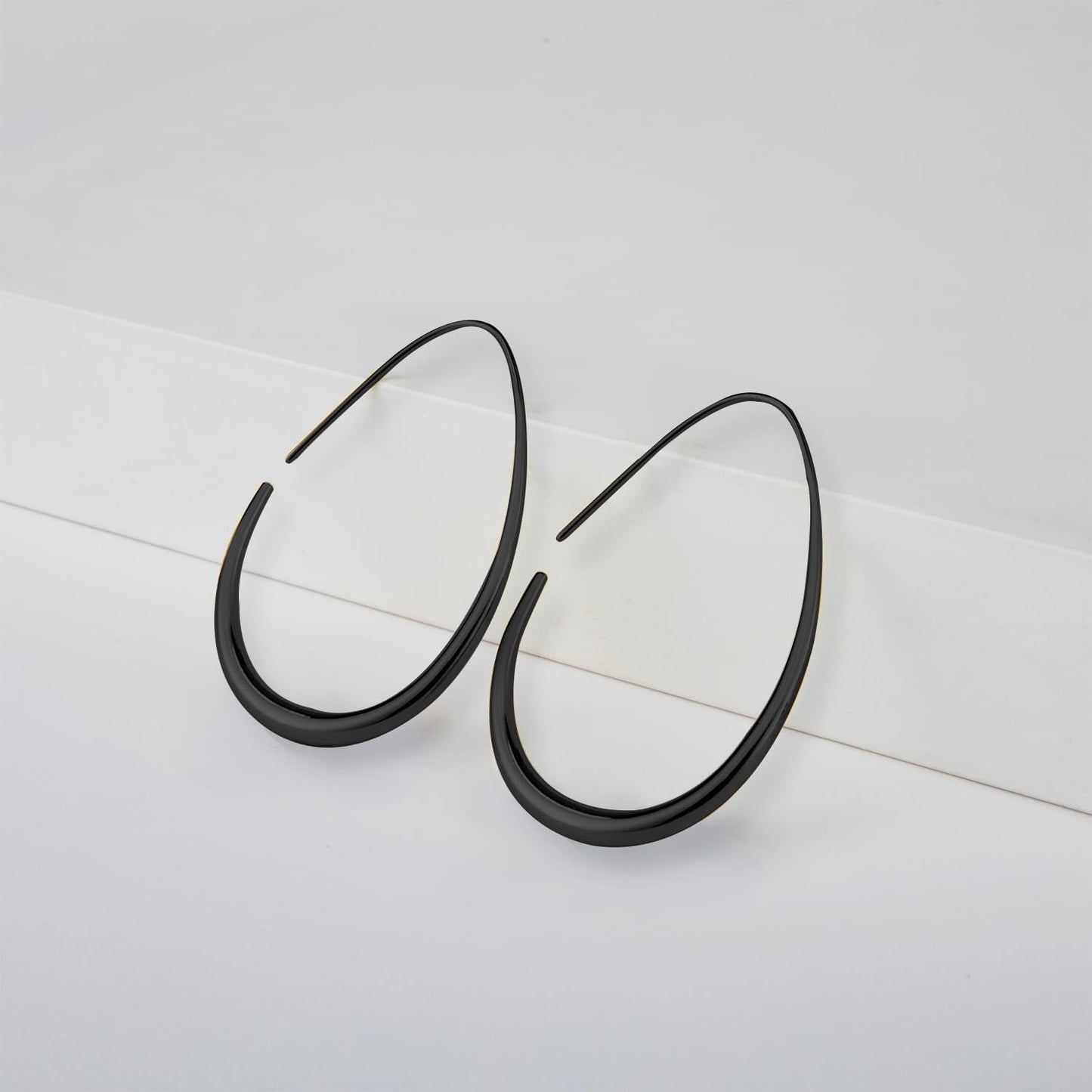 Lightweight Teardrop Hoop Earrings for Women - 14k Gold/White Gold Plated Large Oval Pull Through Hoop Earrings High Polished Statement Jewelry Gift for Women (black 30 * 18)