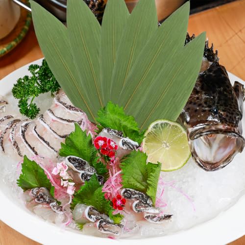 IMIKEYA 100Pcs Bamboo Leaves for Food - Sushi Bamboo Leaf Sashimi Presentation Japanese Food Plating Decoration for Restaurants Home Holiday Party
