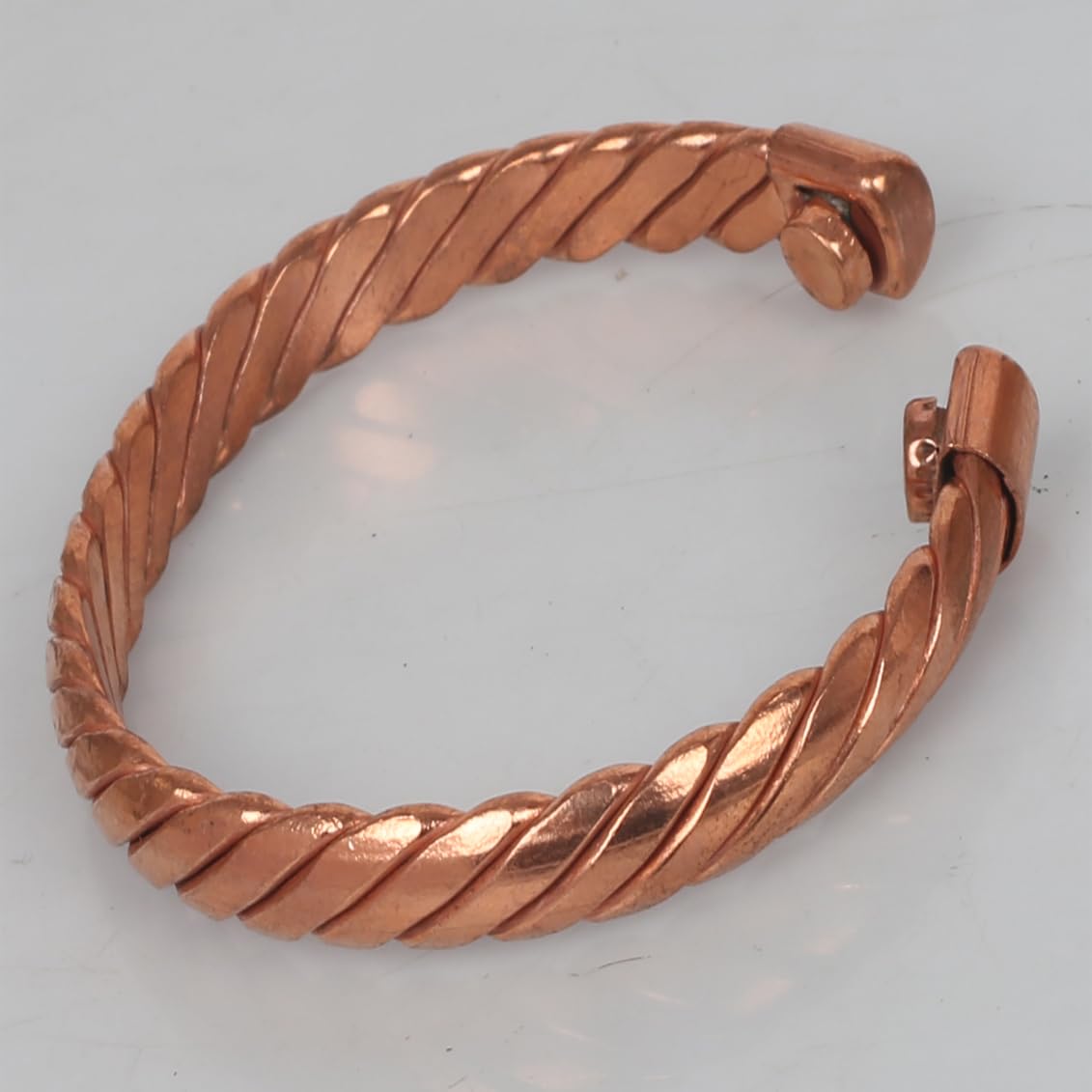 Touchstone Copper magnetic bracelet Tibetan style. Hand forged with solid and high gauge pure copper. Twisted rope look.