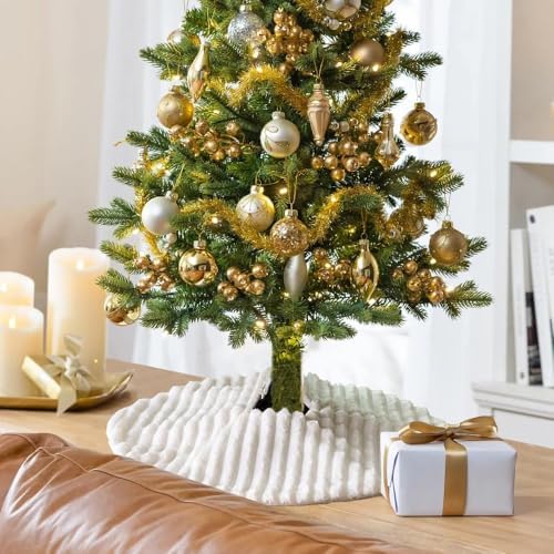 Faux Fur Christmas Tree Skirt: 18 Inch White Plush Faux Fur Christmas Tree Skirt with Stripe Textured Pattern, Soft Christmas Tree Decorations for Merry Christmas Home D??cor Xmas Party Gifts