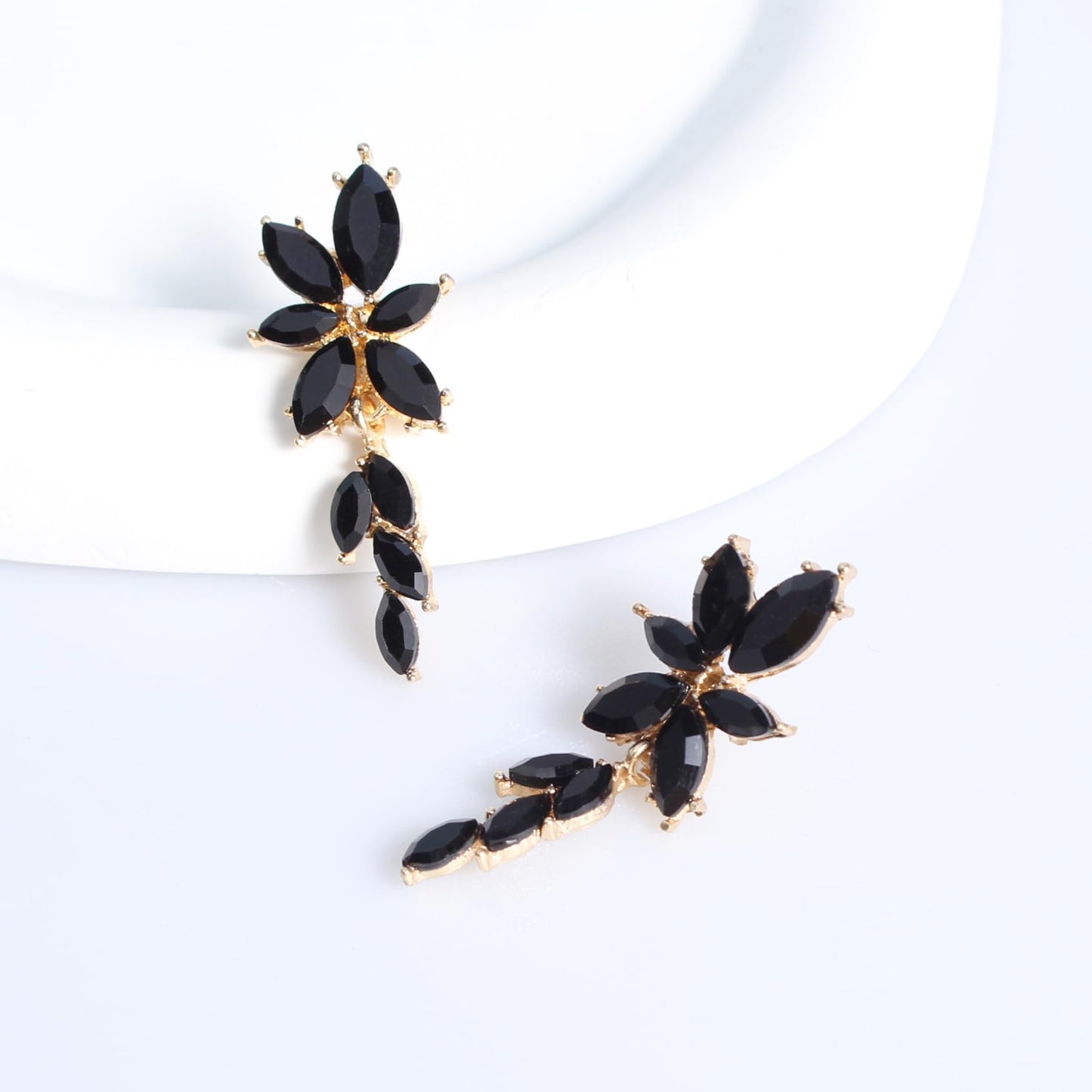 ATIMIGO Elegant Black Rhinestone Dangle Earrings Cluster Crystal Wedding Bridal Earrings for Brides Bridemaids Formal Prom Statement Drop Earrings for Women
