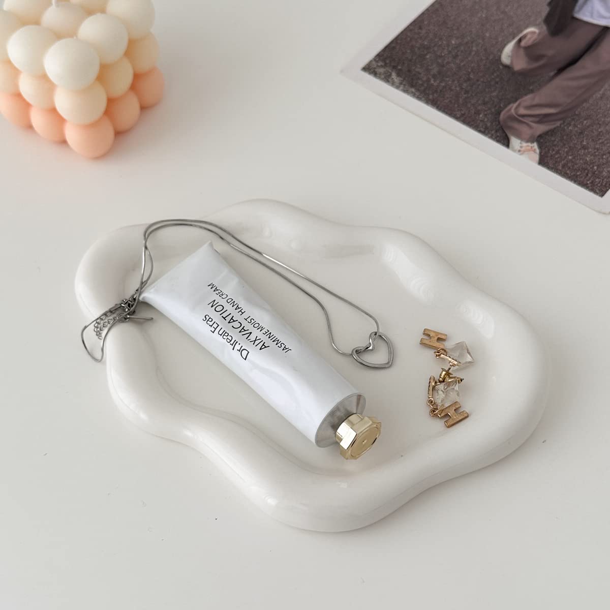 CESTATIVO Jewelry Dish - Trinket & Ring Tray, Ceramic, Aesthetic Vanity Decor - Mother's Day, Christmas, Birthday Gift for Women (White)