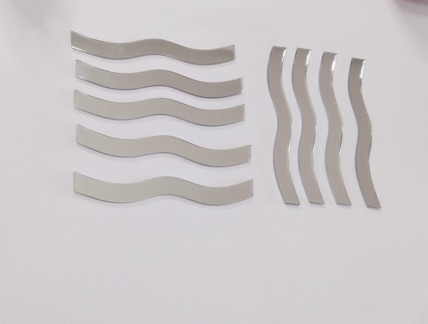 100pcs of 3’’ Wave Glass Mirror Mosaic,Wavy Rectangle Mirror Mosaic Tile for Art Craft Projects (Silver Mirror)