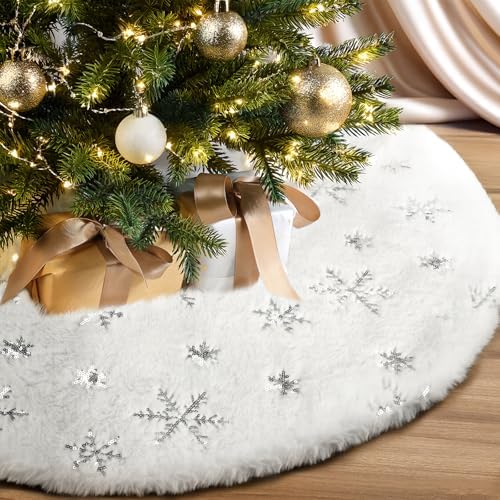30" White Plush Faux Fur Christmas Tree Skirt with Silver Sequin Snowflakes