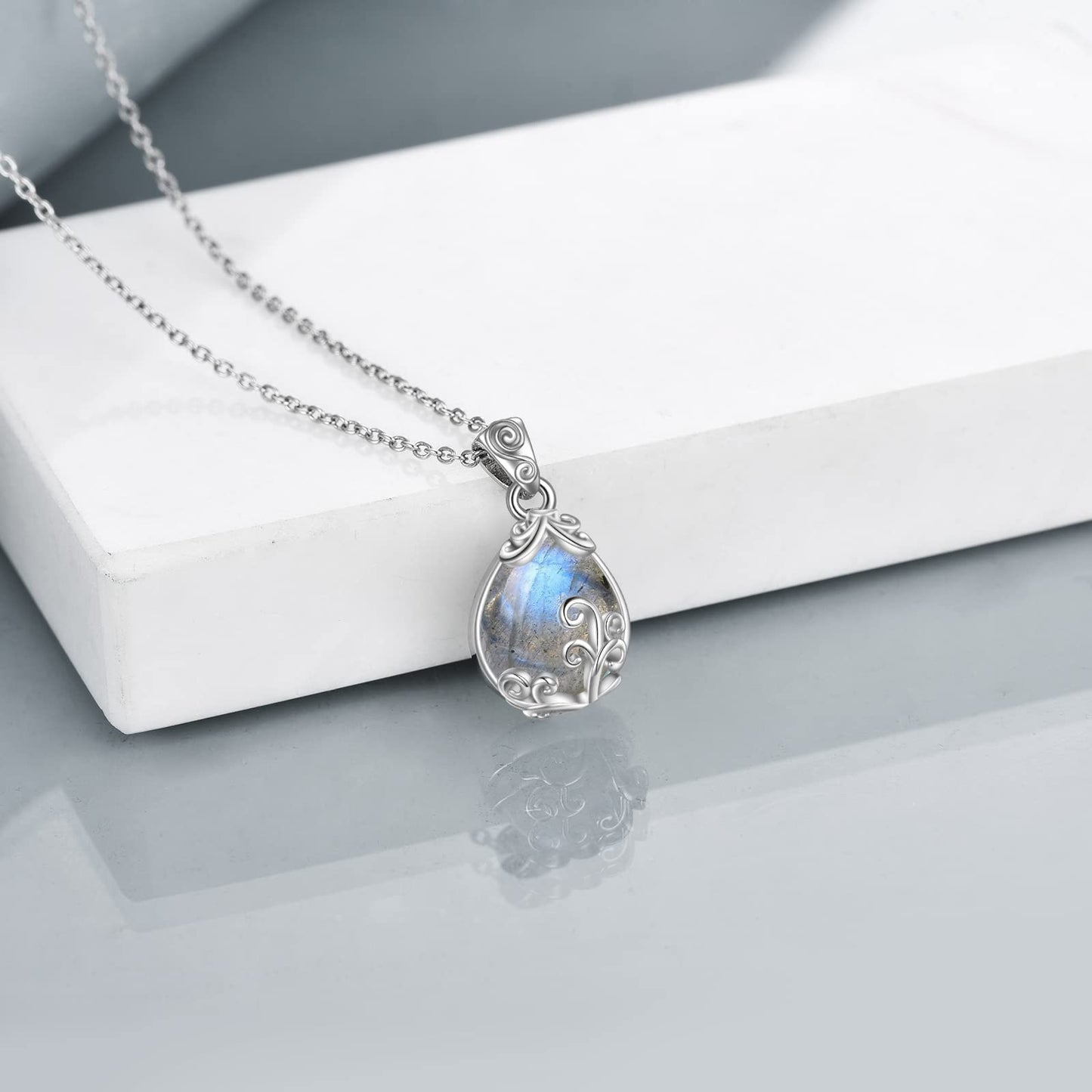 POPLYKE Sterling Silver Labradorite Filigree Teardrop Necklace Jewelry for Women（Small）