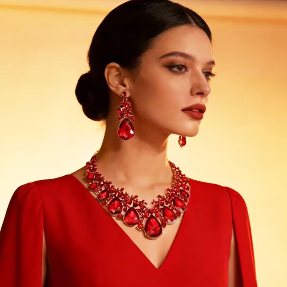 Qlavoca Vintage Crystal Teardrop Necklace Earrings Set - Gothic Statement Jewelry for Wedding Bridal Prom Party(Red-Gold Tone)