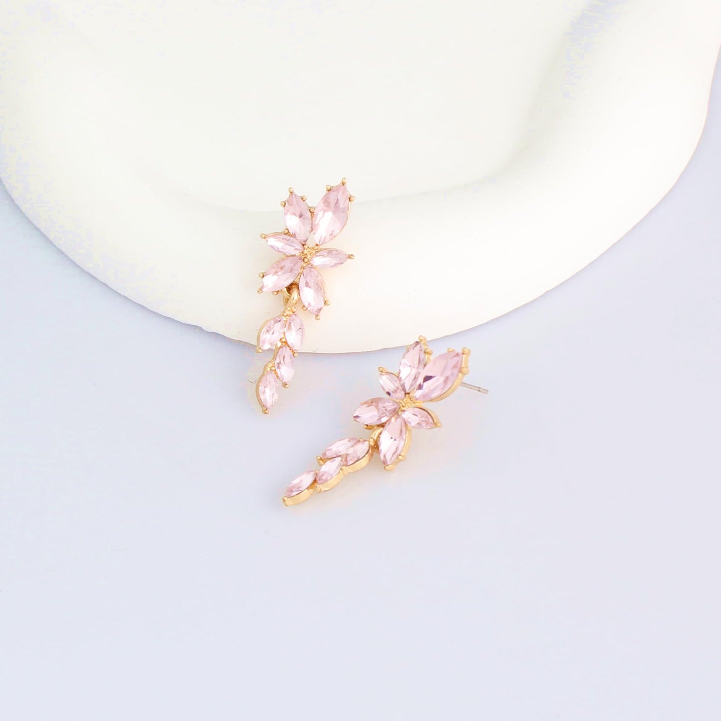 ATIMIGO Elegant Light Pink Rhinestone Dangle Earrings Cluster Crystal Wedding Bridal Earrings for Brides Bridemaids Formal Prom Statement Drop Earrings for Women