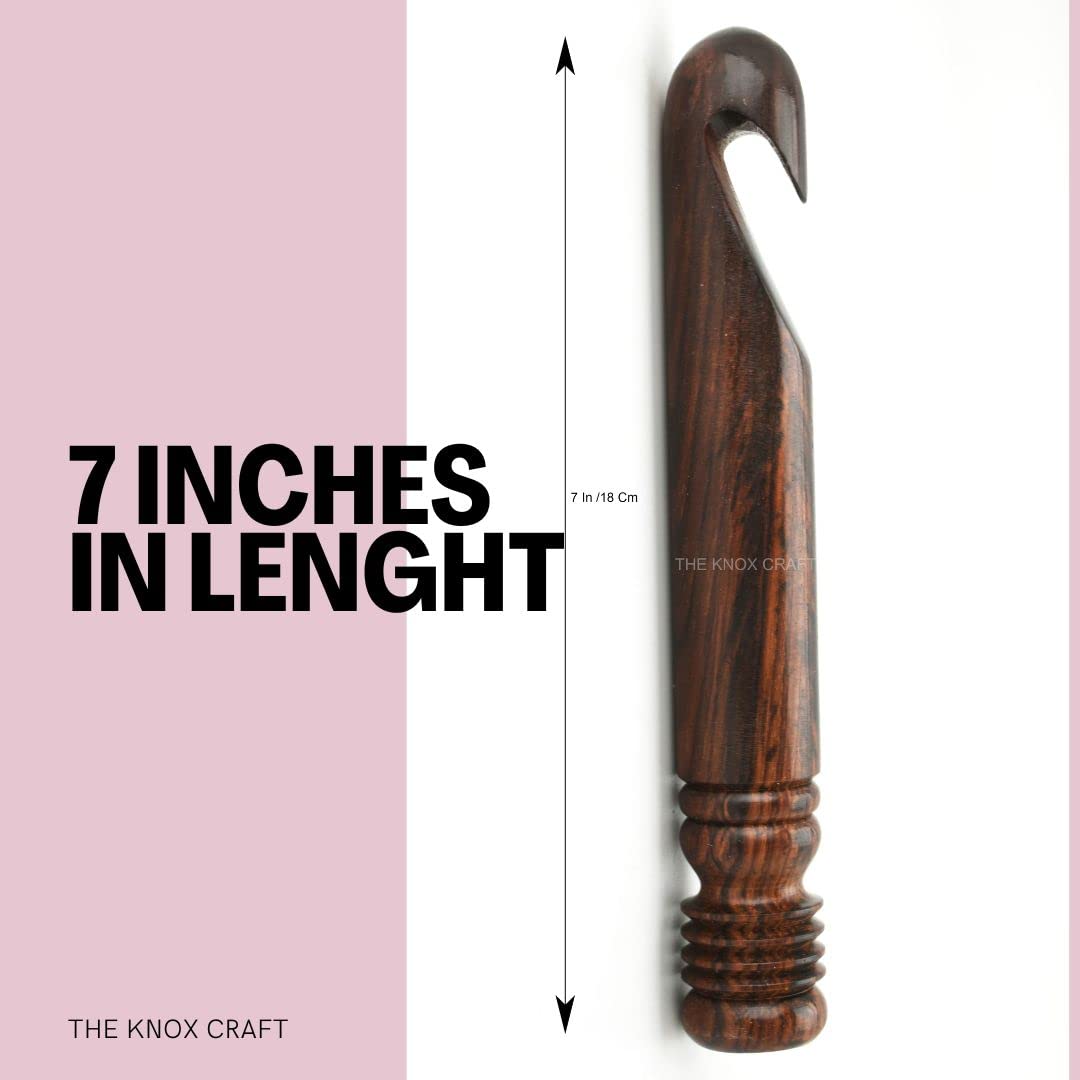 3 PCS Large Crochet Hook Set, Ergonomic Crochet Hooks with Soft Grip Handles, Huge Crochet Needles for Crocheting Thick Blanket and Extra Bulky Yarn Projects (15,20,25MM)
