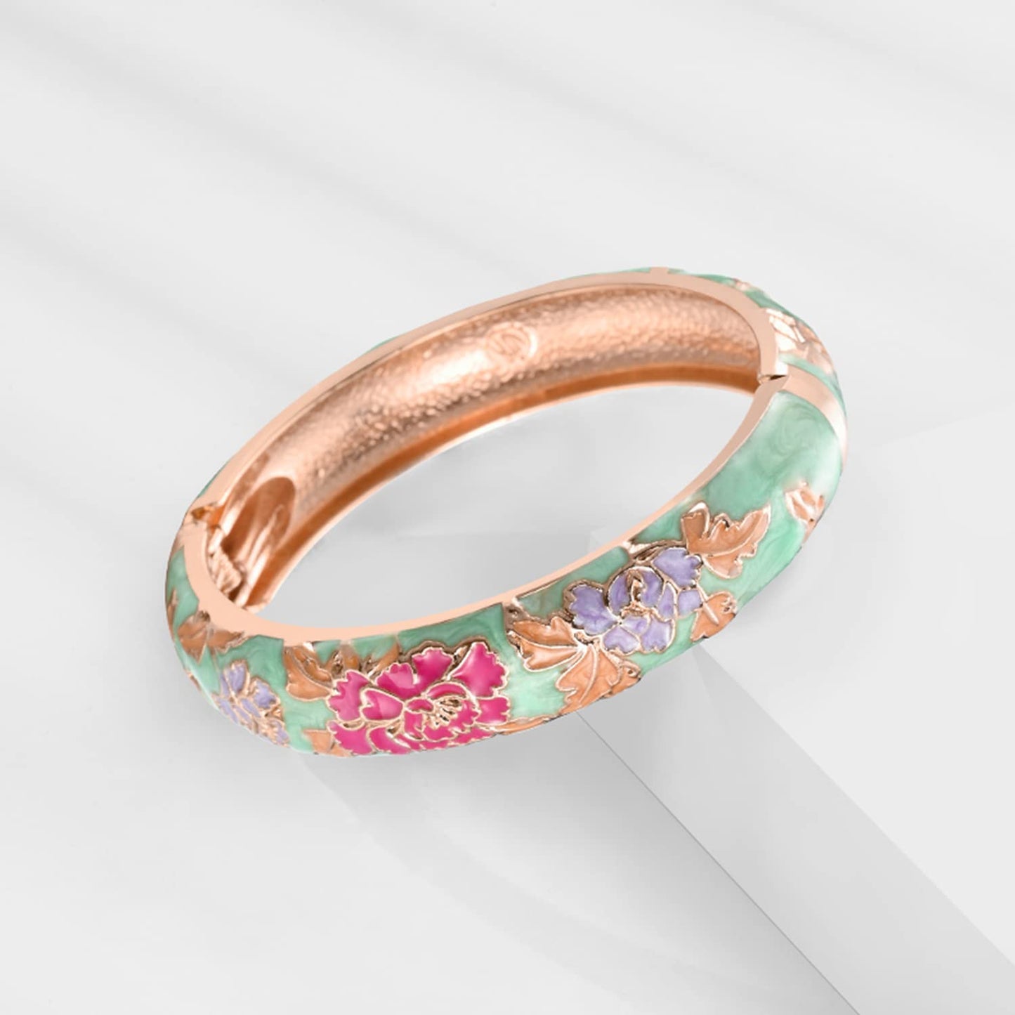 UJOY Vintage Handcraft Jewelry Cloisonne Bracelet Enamel Floral Spring Hinged Gold Plated Womens Bangles Gifts Box 55C48-55A113 Green White