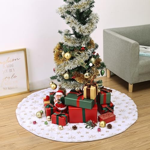Mr. Pen White Faux Fur Christmas Tree Skirt, 36 inches, Gold Snowflakes