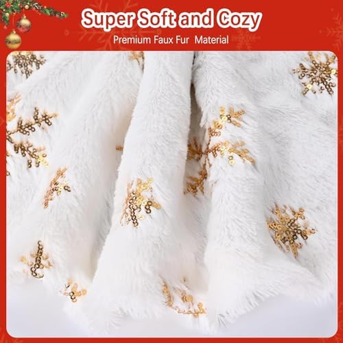 Christmas Tree Skirts 72 Inches, White Faux Fur Christmas Tree Skirt with Gold Sequin Snowflakes, Extra Large Plush Tree Skirts for Xmas Holiday Party Decorations.