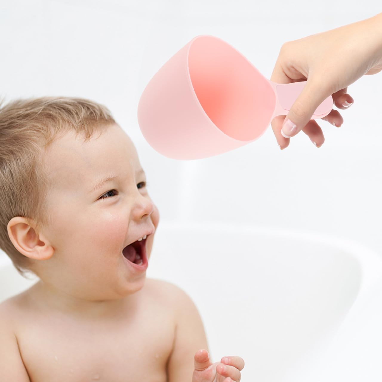 CHILDWEET 3pcs Bath Ladle Multi-purpose Water Scoops for Portable Water Dippers for Bathing Rinsing and Essential Bathroom Utensils