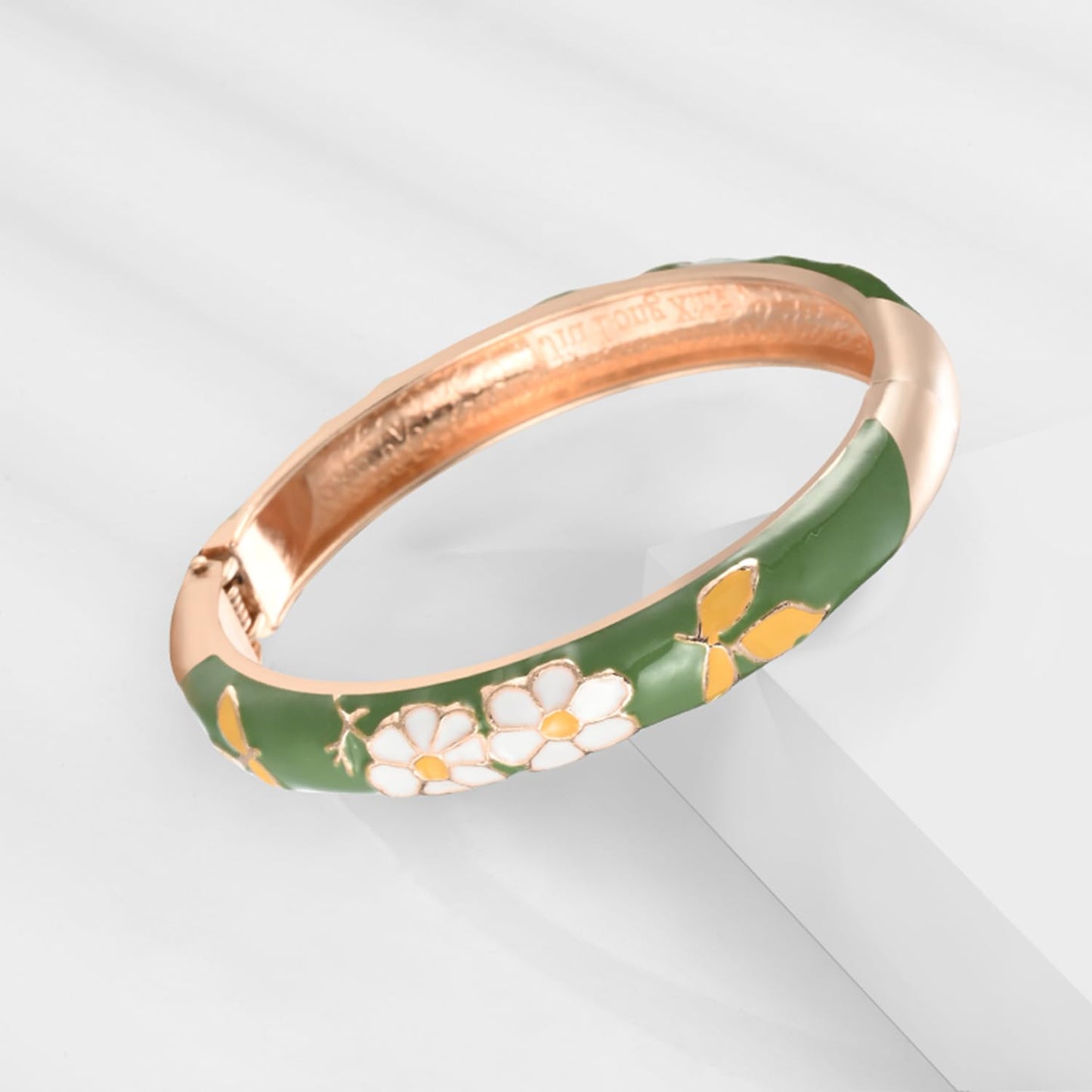 UJOY Gorgeous Bracelets Enameled Floral Cloisonne Gift Plated Cuff Bangles Jewelry Sets Box for Women 55A18-55A42 Green