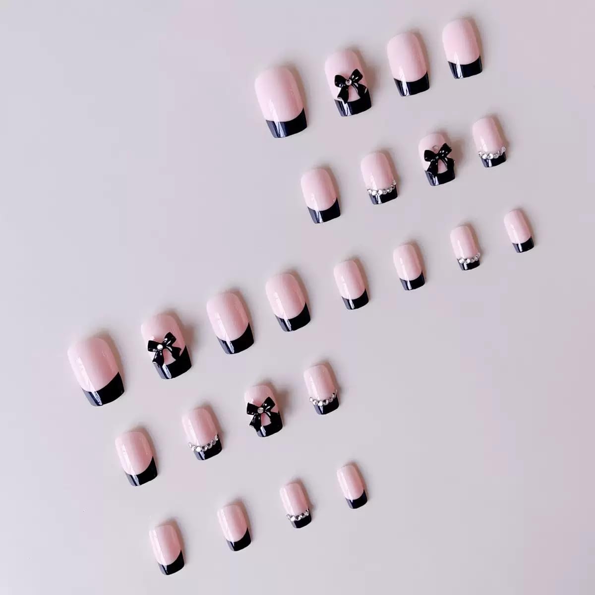 CTTHNBD Short Press on Nails Square - Black French Tip Fake Nails with Bow Charms Design - Rhinestone, Stick on - for Women 24 Pcs