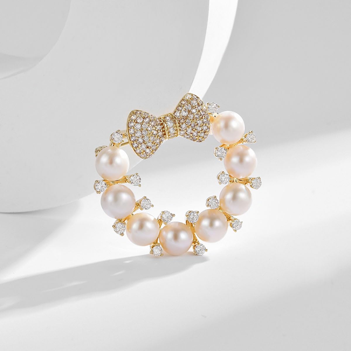 AILONMEI Brooches and Pins for Women Elegant Flower Pearl Brooches Costume Broches Jewelry Lady Christmas Pin for Women (GD-1649)