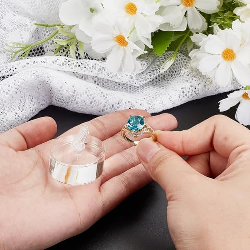 AHANDMAKER 2Pcs Clear Acrylic Ring Holder, Oval Ring Holder Blocks with Clip Ring Showcase Display Holder Rings Stand Jewelry Storage Organizer Display Riser Stand for Jewelry Ring - style: Oval