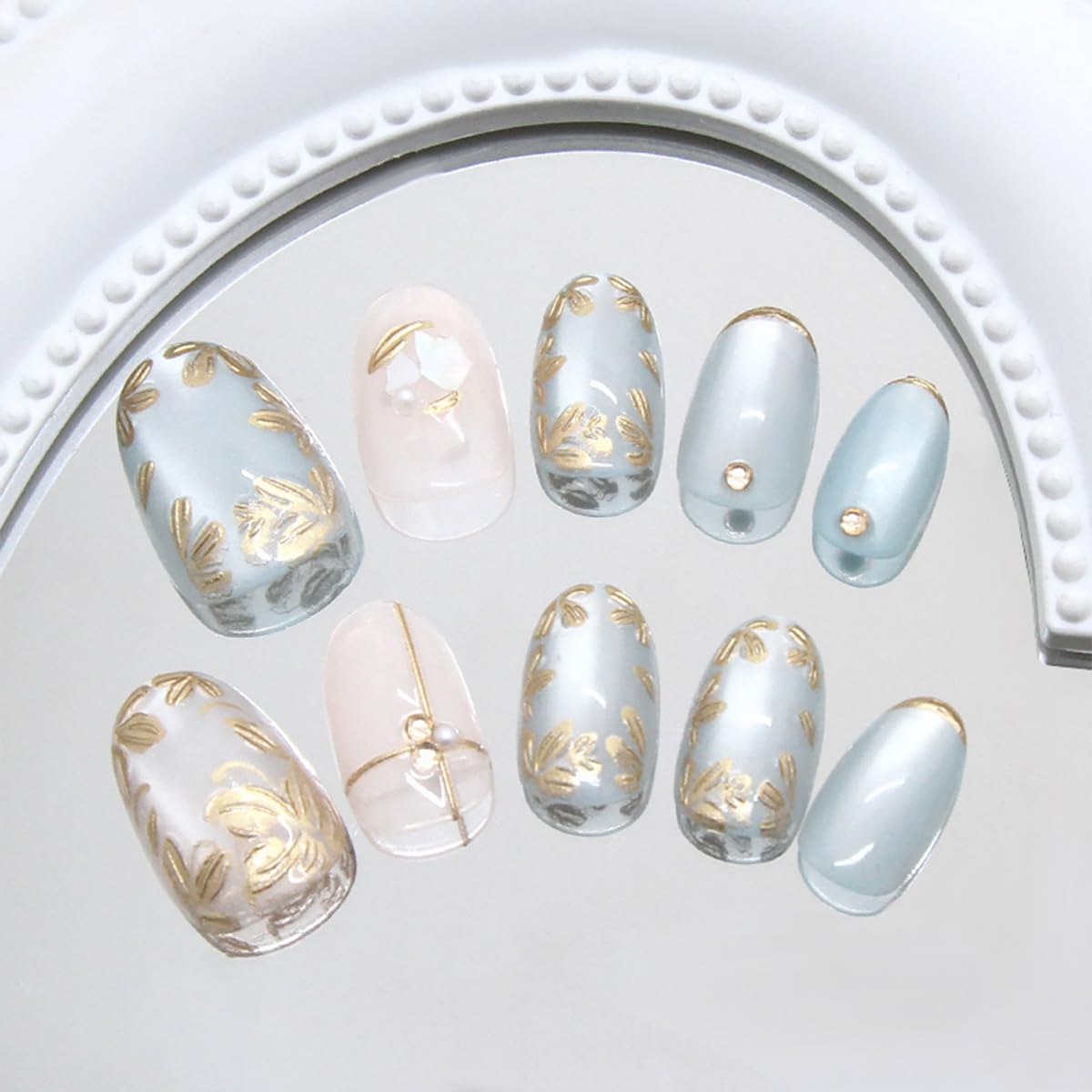 24Pcs Flower Press on Nails Short Almond Fake Nails with 3D Pearl Design Gilding False Nails Gold Glitter Stick on Nails Silver Blue Full Cover Glue on Nails Spring Summer Artificial Nails for Women