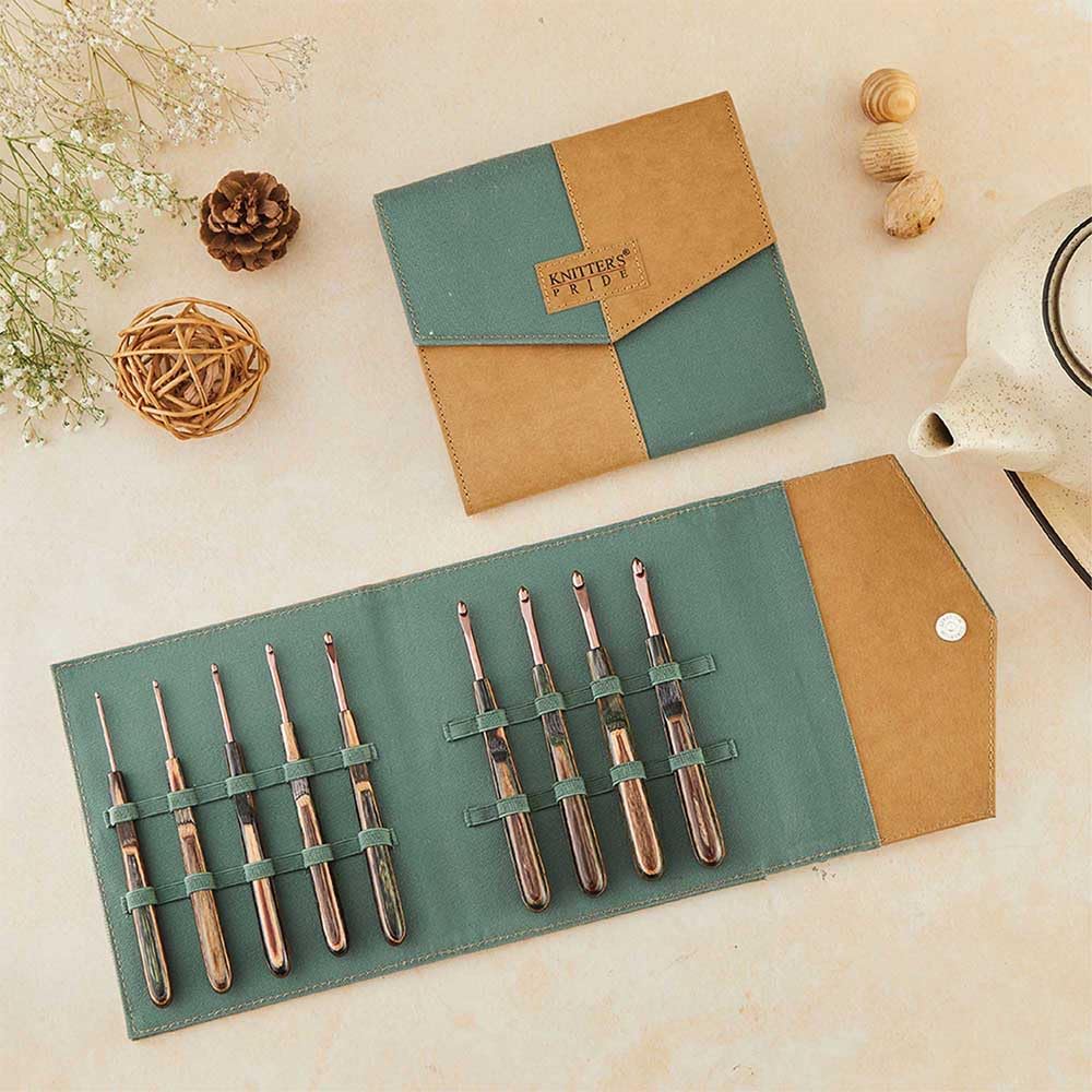Knitter’s Pride Terra Deluxe Single-Ended Crochet Hook Set – 9 Sizes (2mm–6mm)