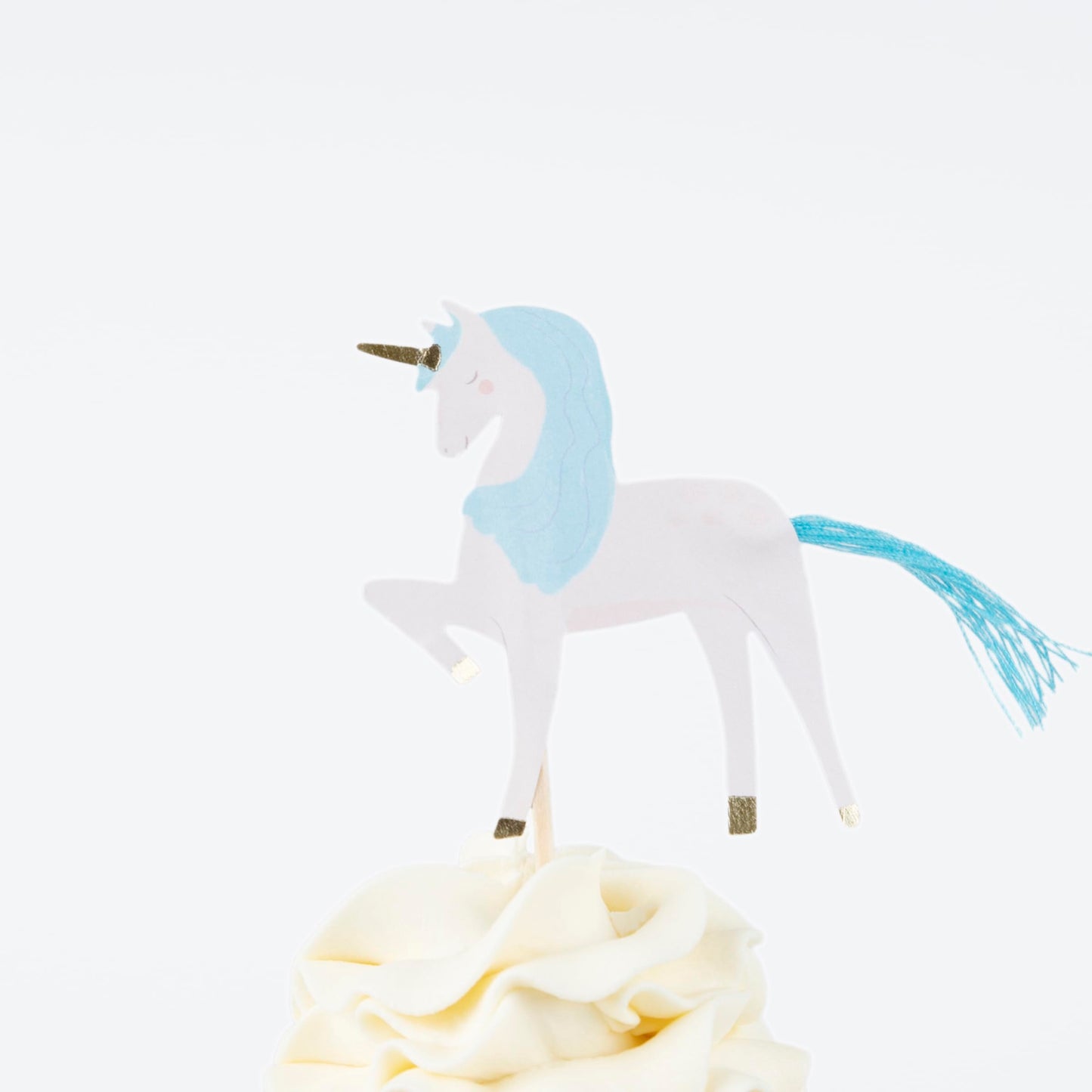 Meri Meri Meadow Unicorns Cupcake Kit (Pack of 24), Includes Cake Toppers and Cupcake Cases, Birthday Parties & Baby Showers, Kids & Adults