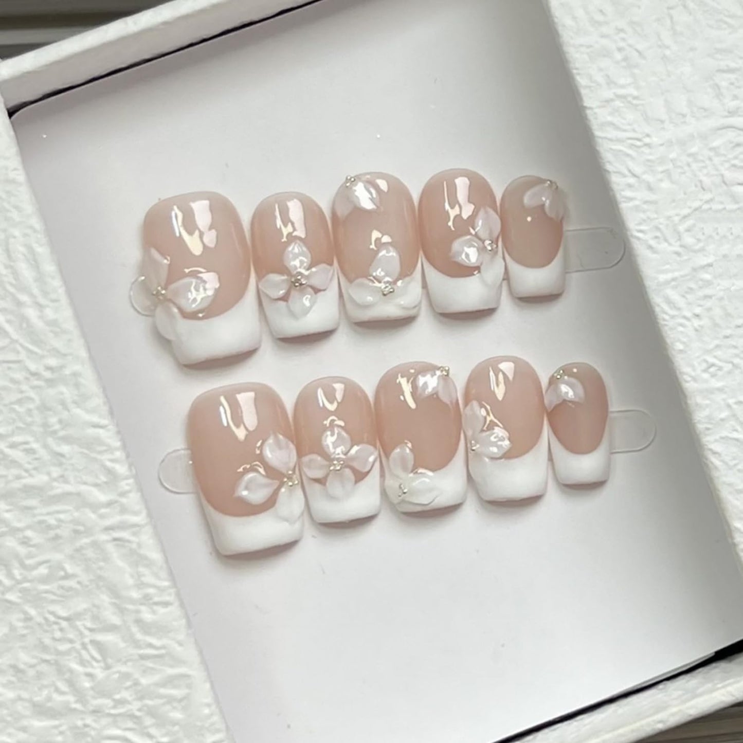 Handmade Press on Nails Short Coffin White French Tip Thick Acrylic Fake Nails 3D Floral False Nails with White Flower Embossed Designs Elegant Sturdy Nail Art Press on Nails 10Pcs(S)