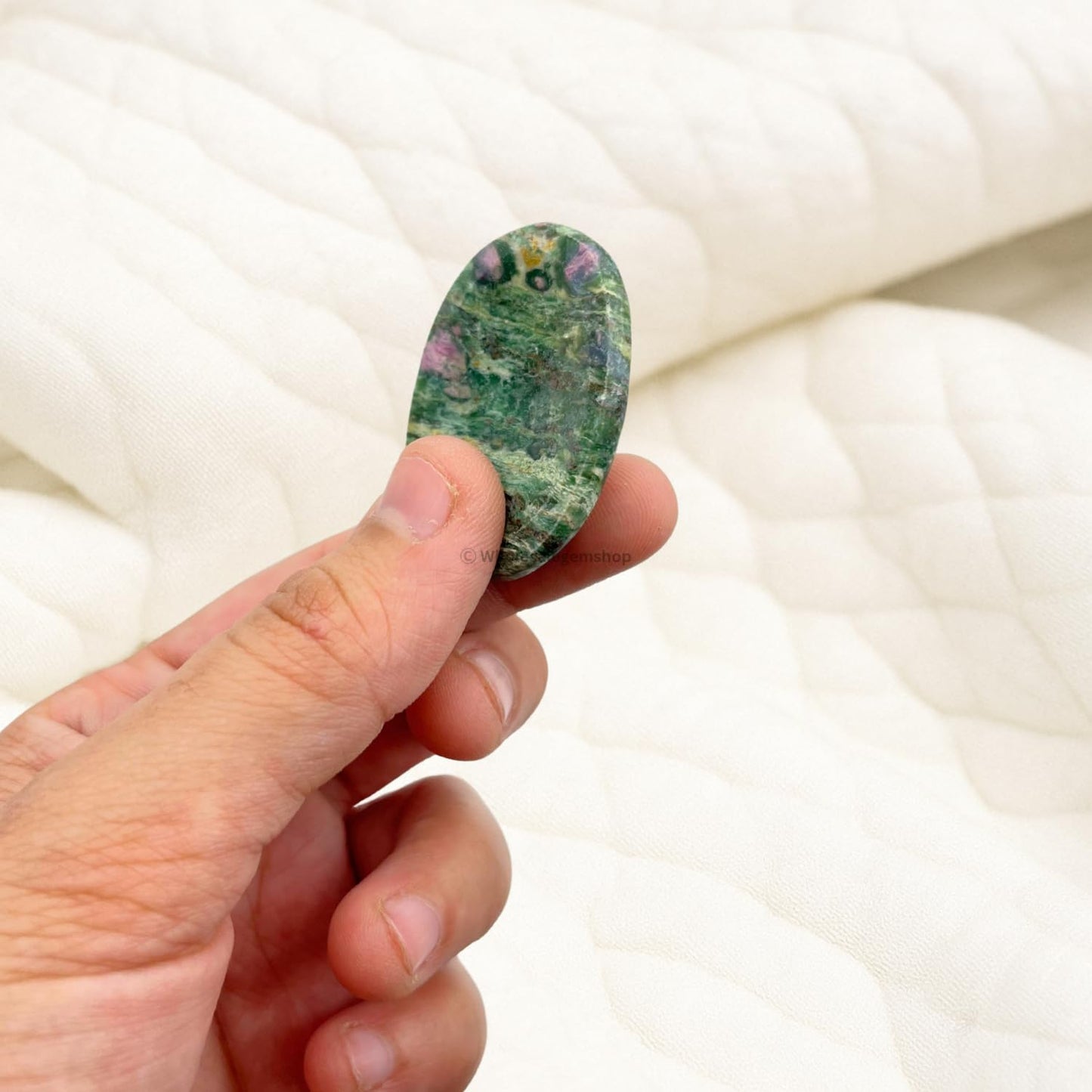 GEMSCITE Ruby Zoisite Thumb Worry Stones Metaphysical Gemstone Crystal Healing Reiki Men Women Gift Feng Shui Positive Energy Love Wellness Palm Stones Wicca Powerful