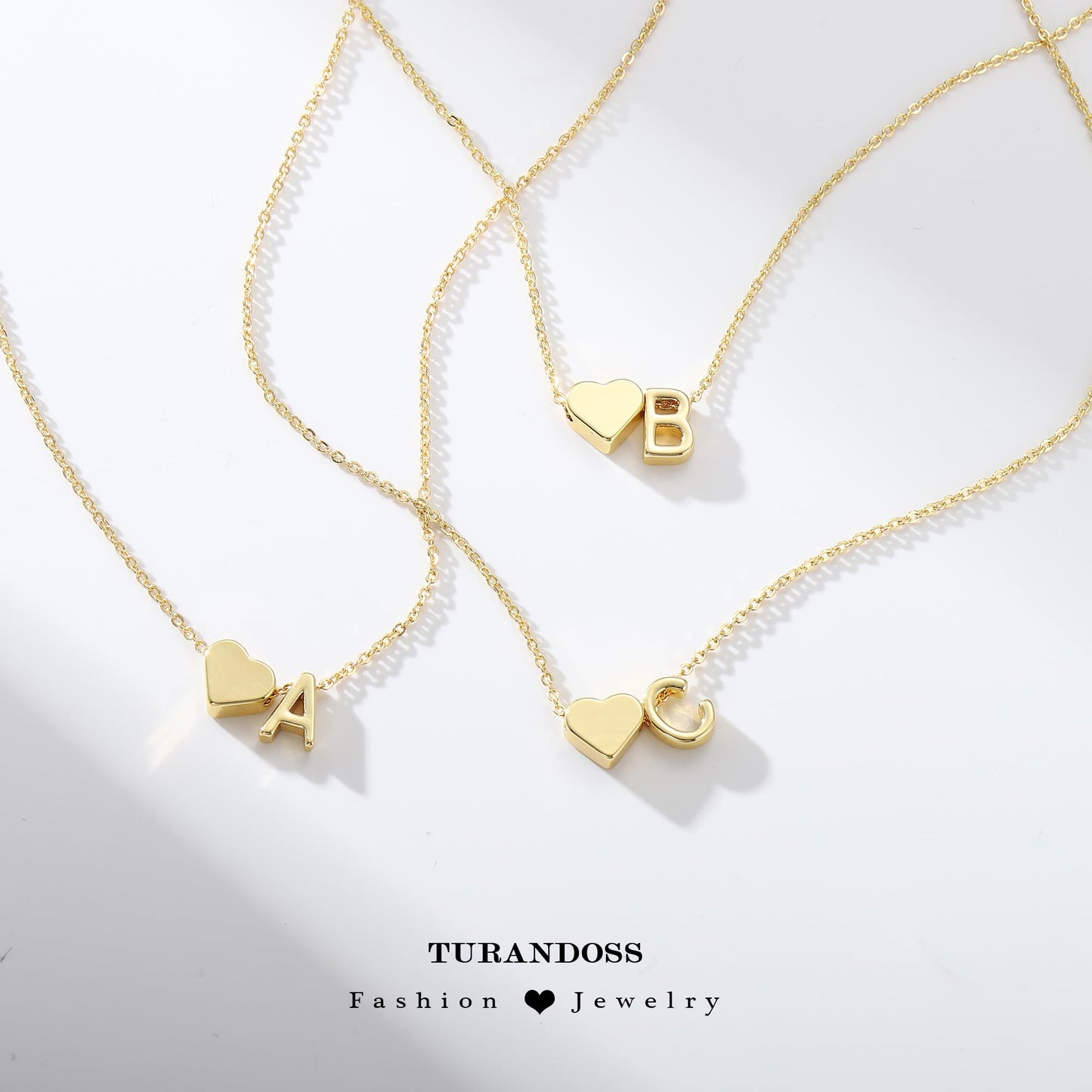 Turandoss Initial Necklaces for Women Trendy, 18K-Gold-Plated Tiny Heart Initial R Necklace Dainty Heart Necklaces Tiny Personalized Monogram Name Necklace for Women Jewelry