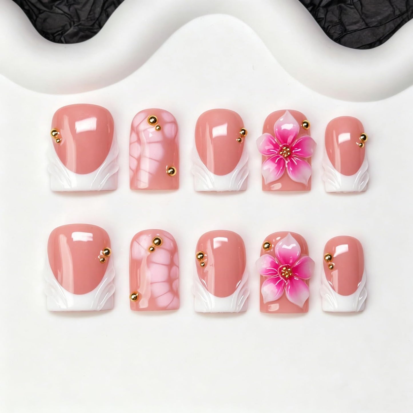Press on Nails Handmade 3D Pink White Gradient Flower False Nails Short Square Fake Nail Glossy White French Tip Elegant Floral Style Thick Acrylic Nail Salon Quality Stick on Nails for Women (M)