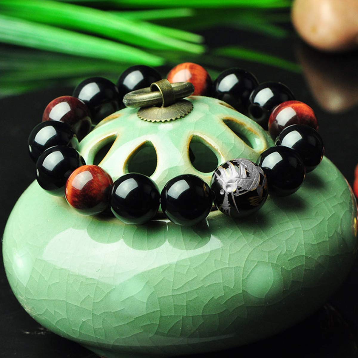 Merdia Men's Tiger Eye Stone Elastic Bead Bracelet with Loong Pattern