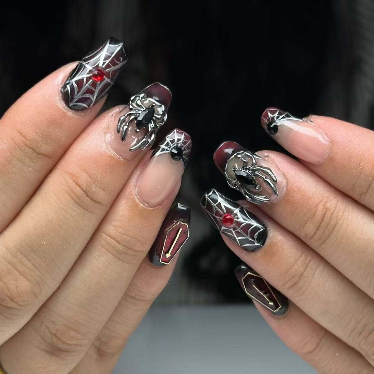 Spider Halloween Press on Nails Medium Coffin Fake Nails Goth Nails Press ons for Women Halloween ManicureReusable Artificial Nail Full Cover Glossy Glue on Nail Stick on Nails 24 Pcs