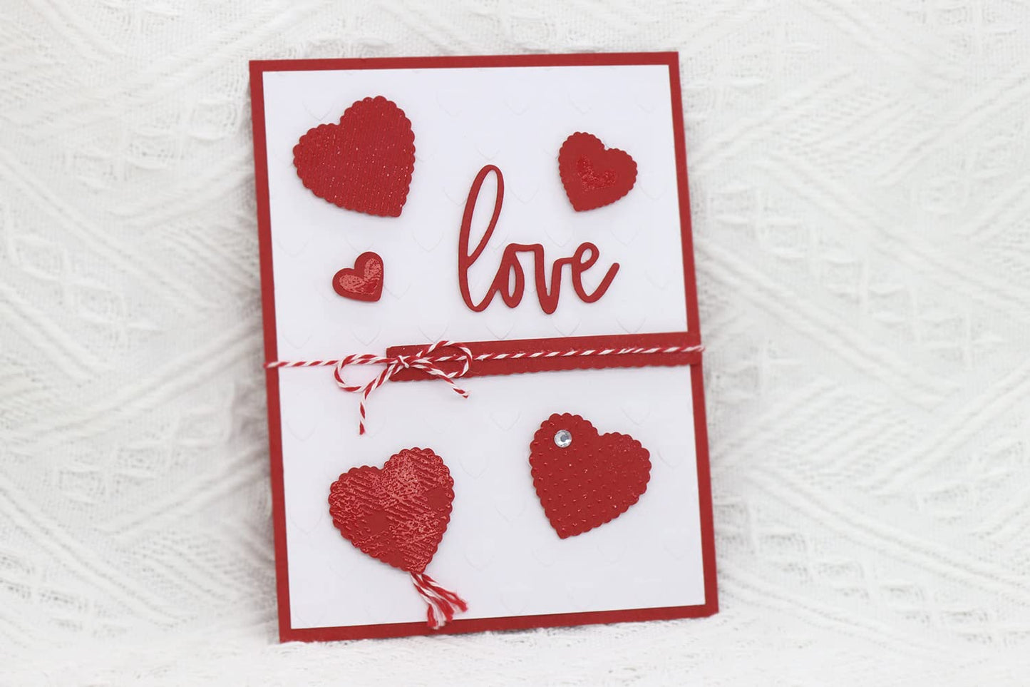 Bira Craft 1.5 inch Scalloped Heart Lever Action Craft Punch, Valentine’s Day Punch, for Paper Crafting Scrapbooking
