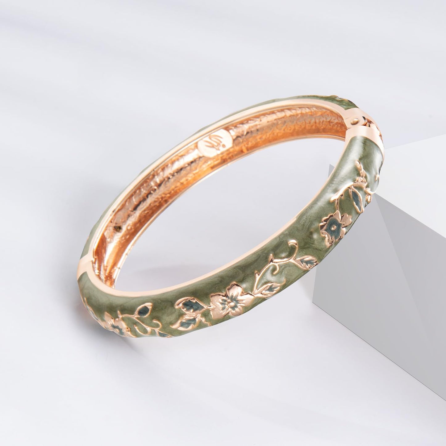 UJOY Elegant Bracelet Plated Enameled Jewelry Spring Hinge Metal Cuff Cloisonne Bangles Set Gift Box Packed 55A82-55A111 Green Pink