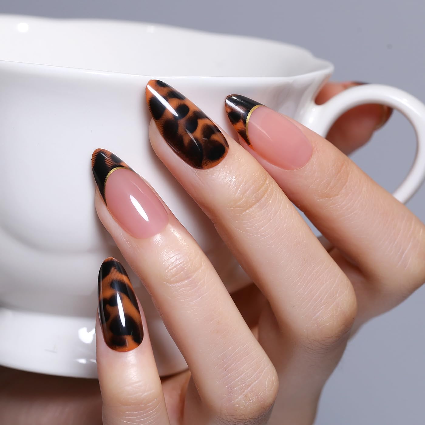 Goolich Short Almond Tortoise Shell Press On Nails, Brown French Tip Nails Press ons Set with Adhesive Tabs, 24 Pcs 12 Size Reusable Full Cover Glue on Nails for Women