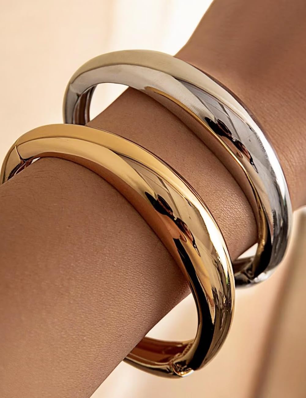 Chunky Gold Bangle Bracelets for Women, Dainty 14k Gold Plated Big Stackable Bangles Set, Trendy Statement Cuff Bracelet Stack Fashion Jewelry Gifts (2 Silver & gold bangles)